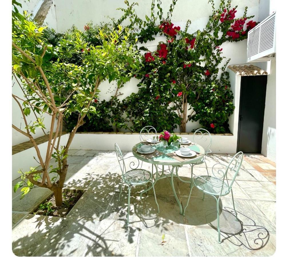 Gatu Premium Apartamento Palacio Oneto Con Jardin Privado " Preferente Mayores De 25 Anos Y Familias " El Puerto de Santa Maria Bagian luar foto