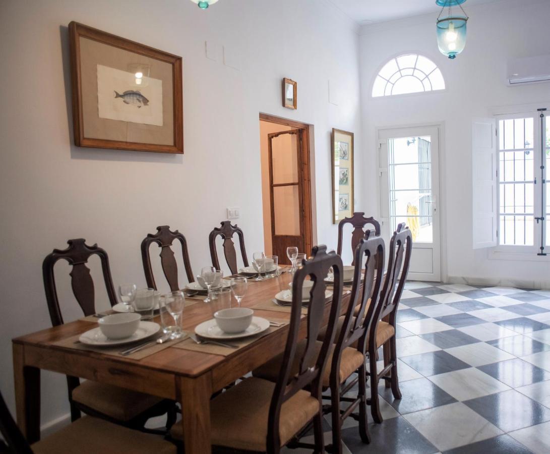 Gatu Premium Apartamento Palacio Oneto Con Jardin Privado " Preferente Mayores De 25 Anos Y Familias " El Puerto de Santa Maria Bagian luar foto